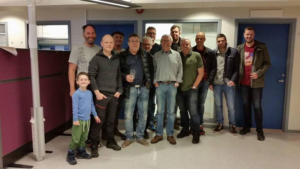 Fra venstre: Theo, Tormod, Thomas, Marcello, Arnstein, Bj&oslash;rn, Jan Arve, Ragnar, J&oslash;rn Arild, Olav, Per Arne og Petter